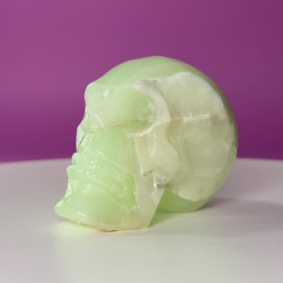 Green Onyx Skull Carving UV Reactive Crystal Decor