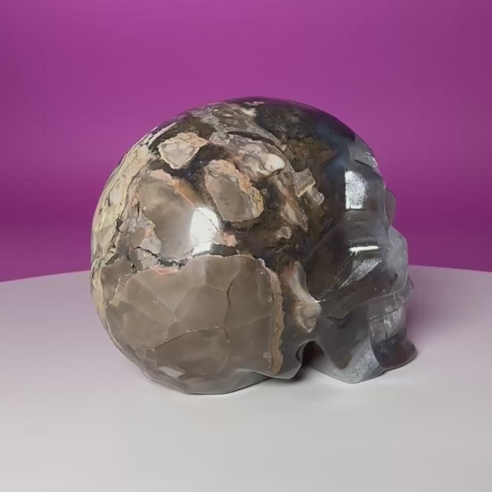 Volcanic Agate Skull – UV Reactive Green Glow – 501g