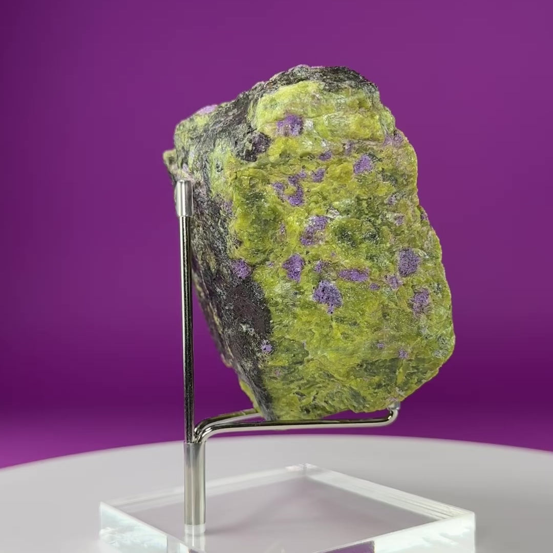 Atlantisite Specimen – 799g | Tasmania Australia Serpentine & Stichtite Crystal with Stand